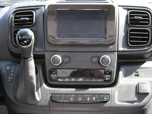 Used 2024 RAM ProMaster 2500 w/ Safety Group FWD image 17