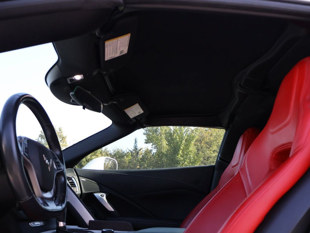 Used 2019 Chevrolet Corvette Stingray Coupe w/ 1LT RWD image 34