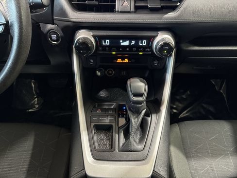 Certified 2024 Toyota RAV4 XLE FWD image 21