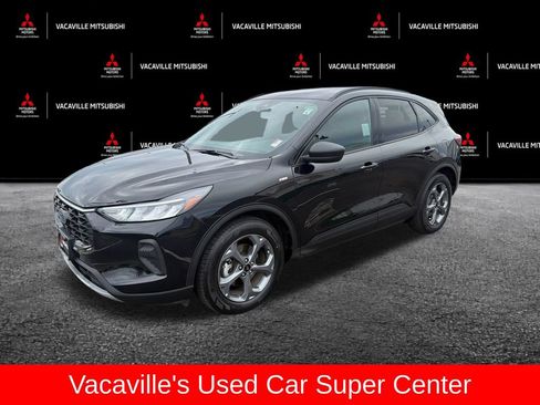 Used 2025 Ford Escape ST-Line FWD image 1