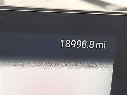 Used 2025 Ford Expedition Platinum image 10