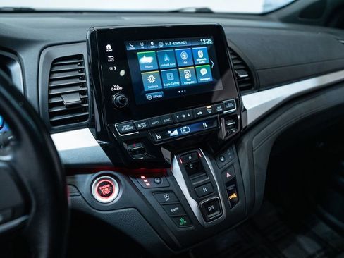Used 2023 Honda Odyssey Sport image 25