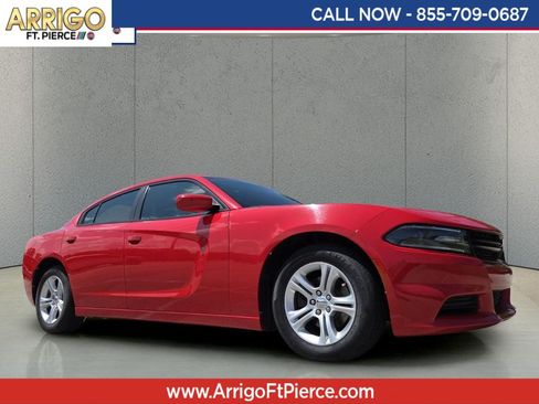 Used 2020 Dodge Charger SXT w/ Leather Interior Group RWD image 1