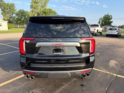 Used 2023 GMC Yukon Denali w/ Denali Reserve Package AWD/4WD image 15