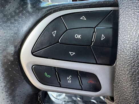 Used 2019 Dodge Durango SRT w/ Technology Group AWD/4WD image 19