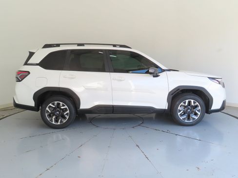 New 2026 Subaru Forester Premium AWD/4WD image 2