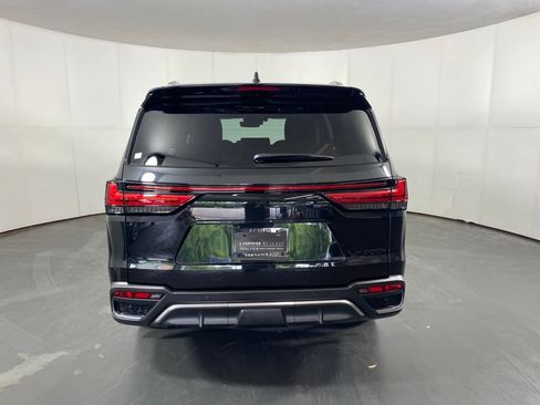 Certified 2026 Lexus LX 700h F Sport AWD/4WD image 8