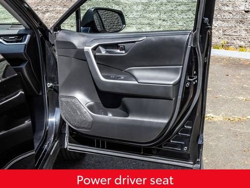 Certified 2023 Toyota RAV4 XLE AWD/4WD image 17