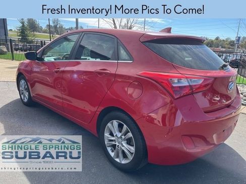 Used 2013 Hyundai Elantra GT image 3