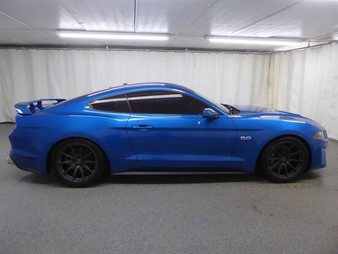 Used 2019 Ford Mustang GT image 8