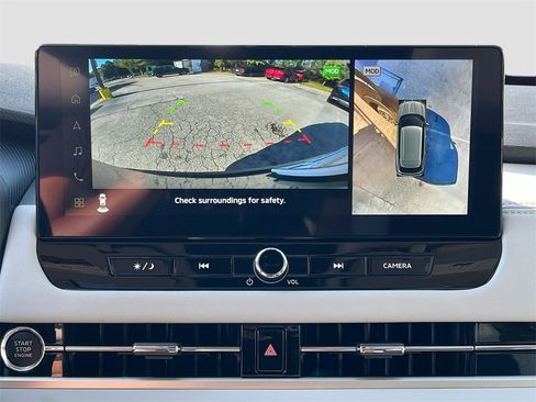 New 2025 Mitsubishi Outlander SE image 14