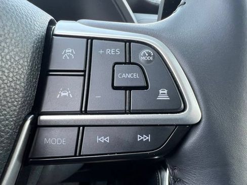 Used 2026 Toyota Grand Highlander AWD Hybrid image 24