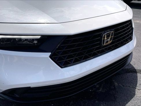 Used 2023 Honda Accord Sport image 30