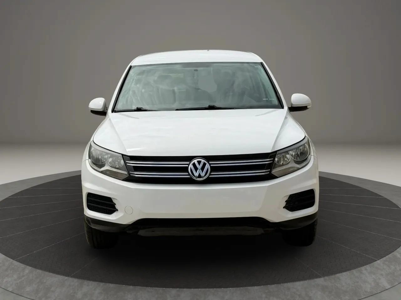 Used 2014 Volkswagen Tiguan S FWD image 8