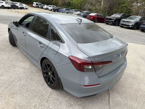 Used 2025 Honda Civic Sport image 8