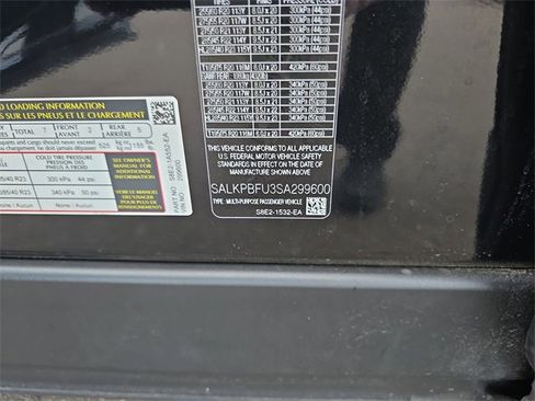 Used 2025 Land Rover Range Rover Long Wheelbase SE image 35