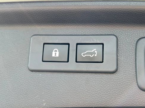 Used 2020 Subaru Forester Touring AWD/4WD image 39