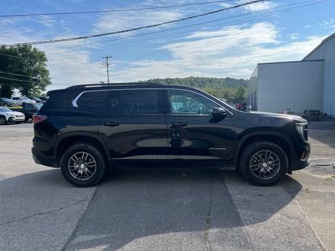 Used 2025 GMC Acadia Elevation AWD/4WD image 4