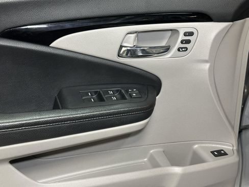 Used 2020 Honda Pilot Touring image 21