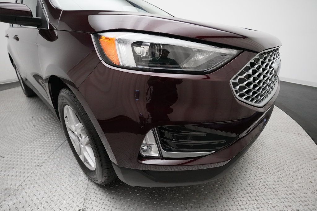 Used 2024 Ford Edge SEL w/ Convenience Package AWD/4WD image 25