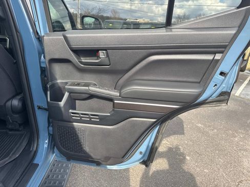 Used 2025 Toyota 4Runner SR5 image 21