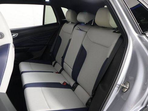 Used 2024 Volkswagen ID.4 Pro S image 34