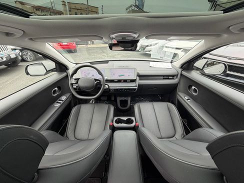 Used 2023 Hyundai Ioniq 5 Limited image 26