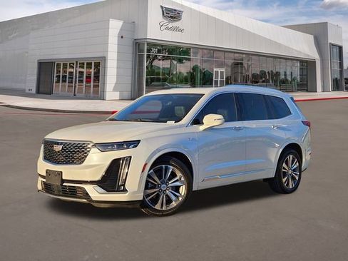 Certified 2022 Cadillac XT6 Premium Luxury w/ Platinum Package image 1