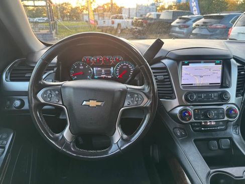 Used 2019 Chevrolet Tahoe LT image 12