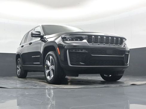 New 2026 Jeep Grand Cherokee Limited RWD image 45