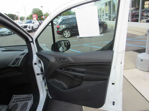 Used 2015 Ford Transit Connect XL FWD image 10