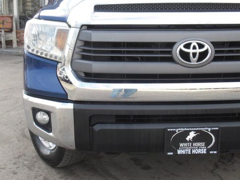 Used 2014 Toyota Tundra SR5 w/ SR5 Upgrade Package image 3