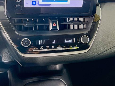 Used 2023 Toyota Corolla LE image 15