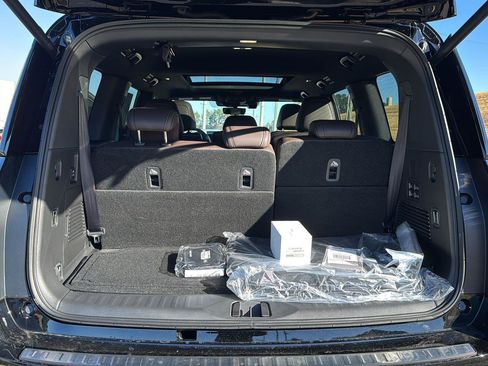 New 2026 Nissan Armada Platinum image 30