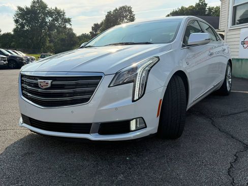 Used 2018 Cadillac XTS Luxury AWD/4WD image 9