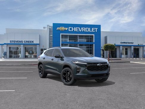 New 2026 Chevrolet Trax LT w/ Midnight Edition FWD image 26