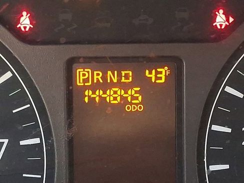 Used 2017 Nissan NV 2500 SV image 11