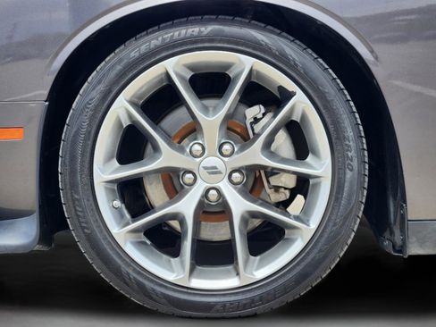 Used 2022 Dodge Challenger GT image 11