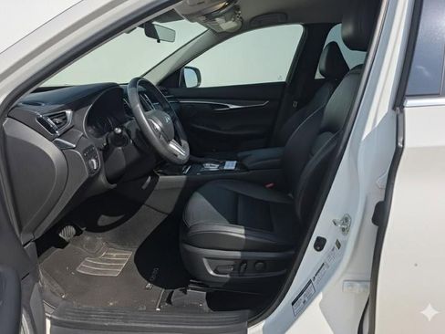 Used 2023 INFINITI QX50 Pure image 17