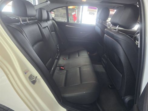 Used 2016 BMW 528i xDrive Sedan image 16