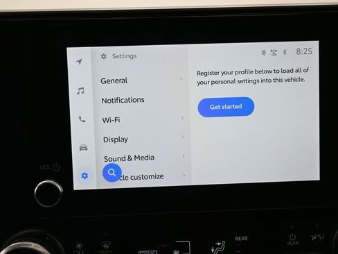 Used 2023 Toyota Highlander XLE image 29