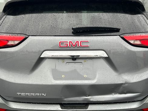 Used 2020 GMC Terrain SLE w/ Driver Convenience Package image 16