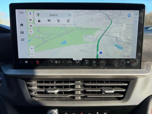 Used 2025 Ford Explorer ST-Line image 17