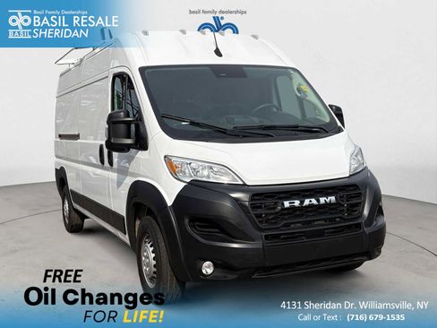 Used 2024 RAM ProMaster 2500 w/ Convenience Group image 1