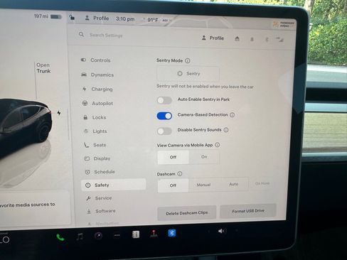 Used 2022 Tesla Model Y Performance image 46