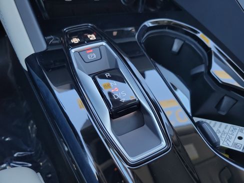 Used 2025 Audi Q5 Premium Plus w/ Premium Plus image 27