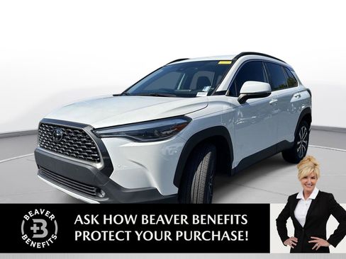 Used 2022 Toyota Corolla Cross XLE FWD image 1
