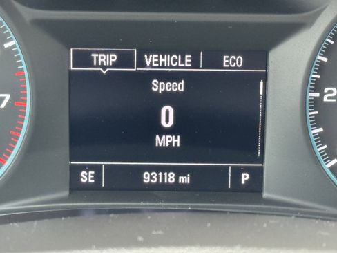 Used 2022 Chevrolet Malibu LT image 35