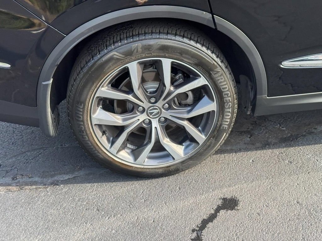 Certified 2024 Acura MDX w/ Technology Package AWD/4WD image 9