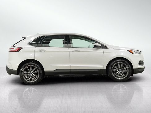 Used 2019 Ford Edge Titanium w/ Cold Weather Package AWD/4WD image 6